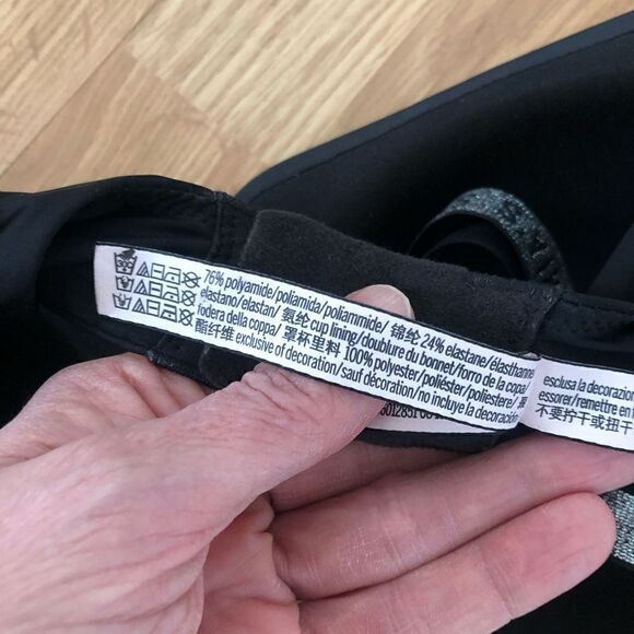 Victoria's Secret T-Shirt Lightly Lined Wireless Bra Solid Black Size 34DDD - Picture 8 of 10